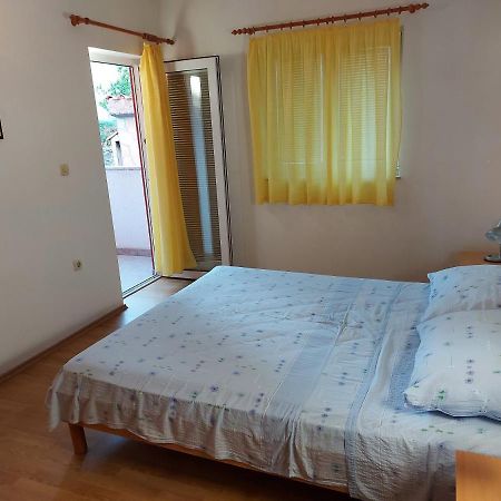 Apartmani Tatjana 오크루그고른지 외부 사진